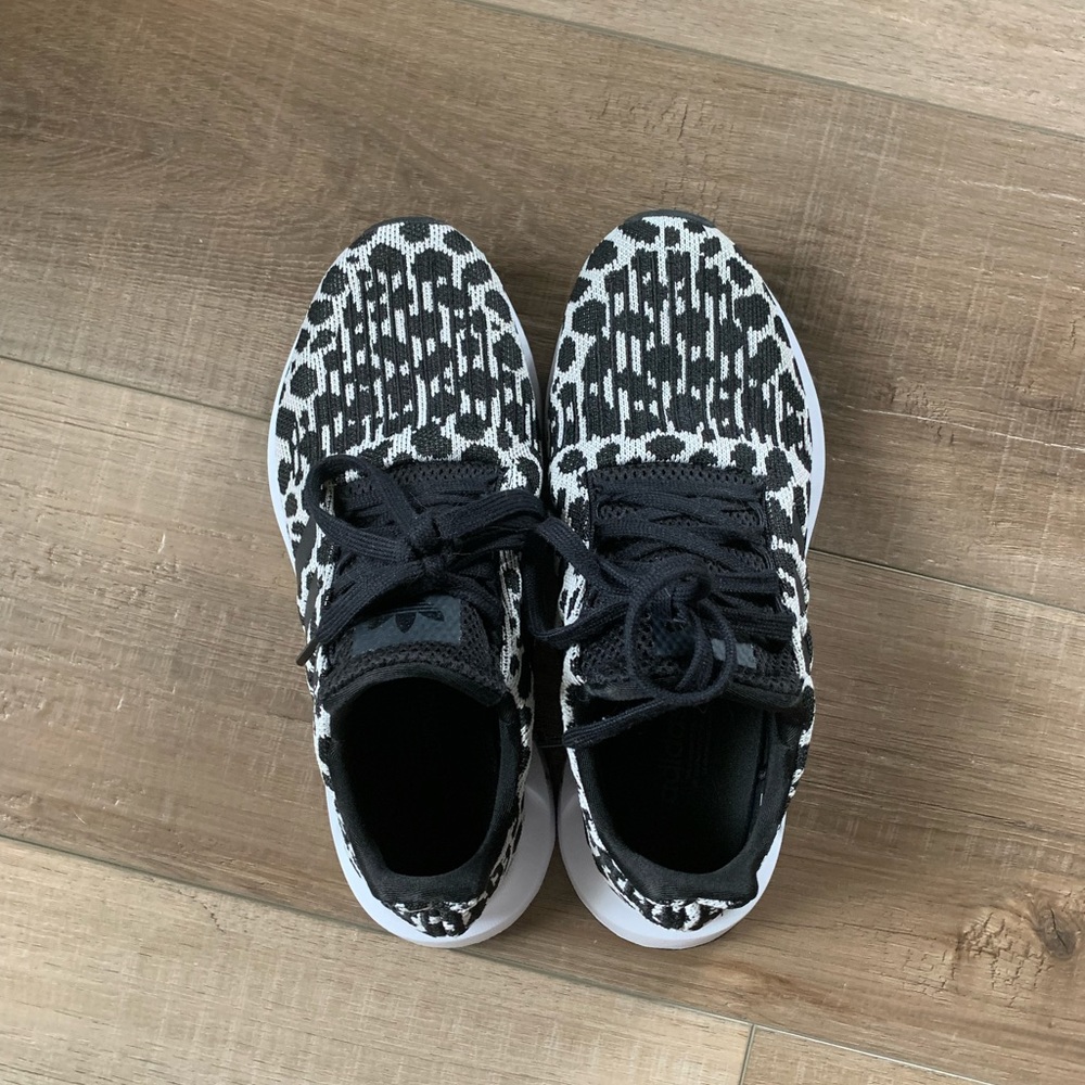 Adidas Cheetah Swift Run Shoes Gem